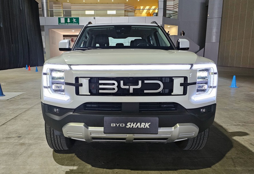 BYD Shark