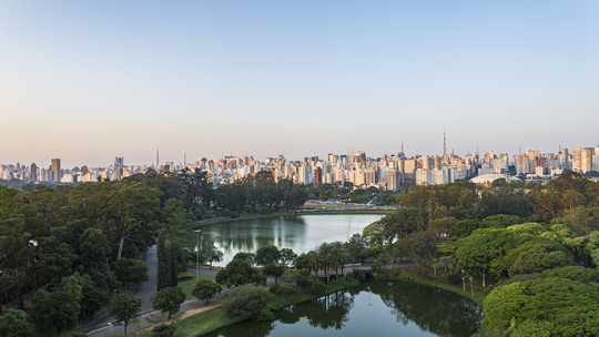 Parque Ibirapuera completa 70 anos como oásis de lazer e cultura