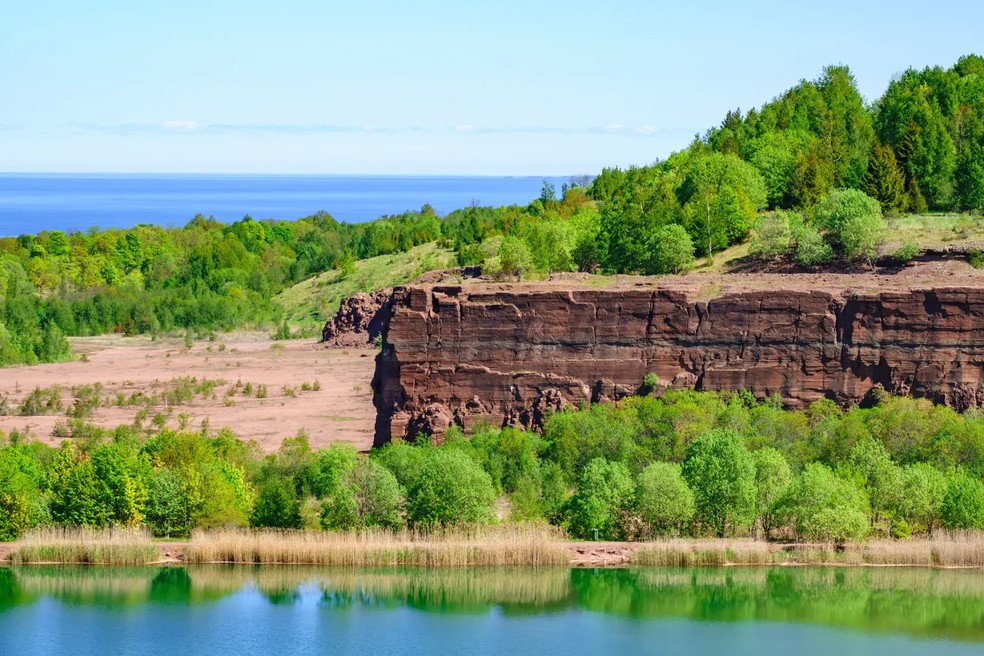 A região, que fica às margens do Lago Vänern, conta com dois lugares protegidos pela UNESCO — Foto: TT/iStockphoto/Getty Images