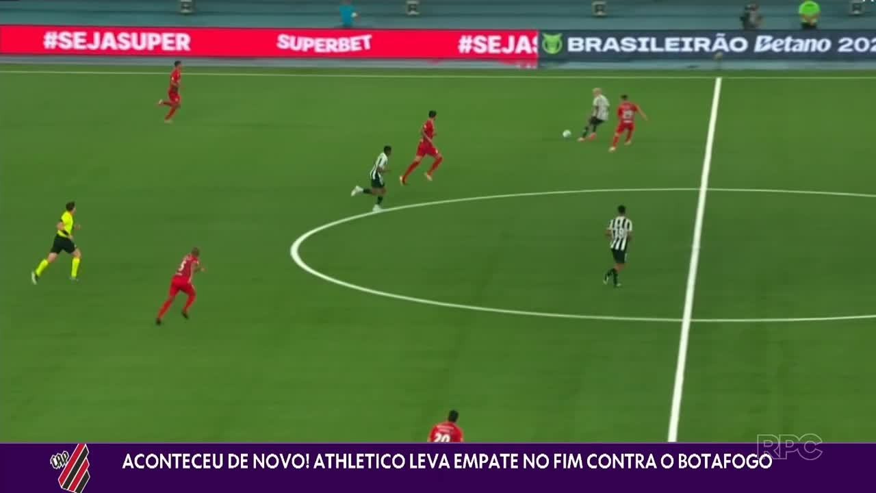 Aconteceu de novo! Athletico leva empate no fim contra Botafogo