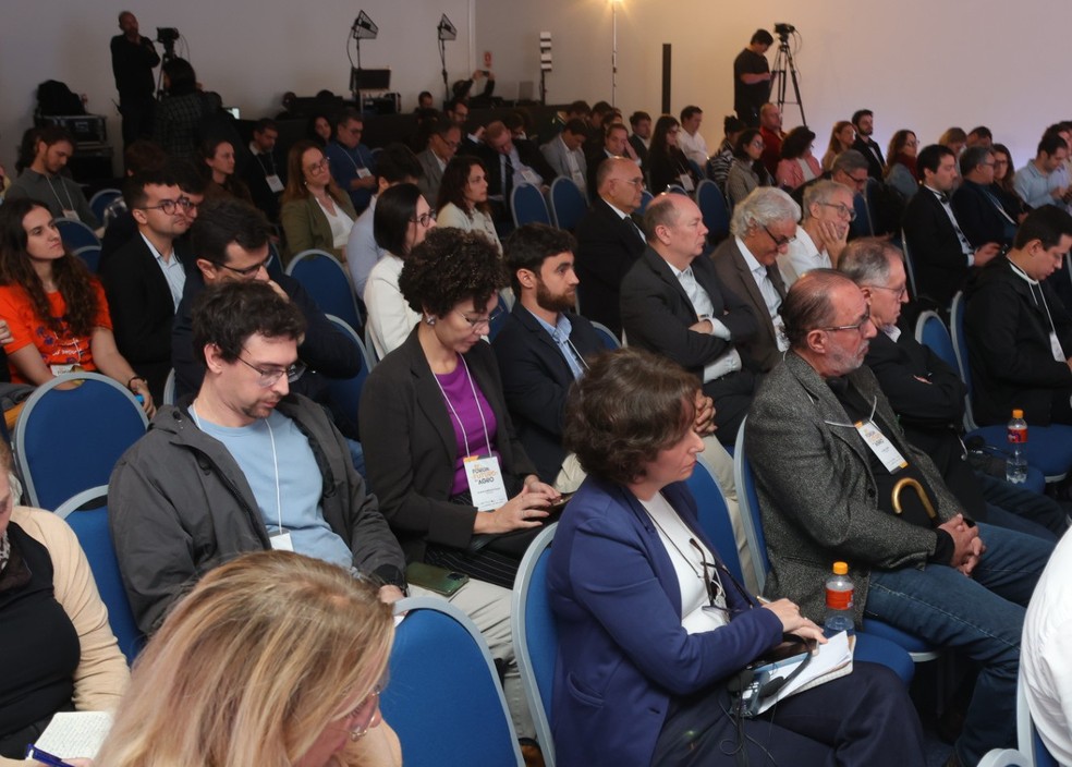 Público acompanha os debates do Fórum Futuro do Agro 2024 — Foto: Rogério Albuquerque