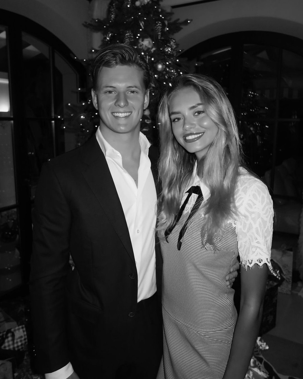 Mick Schumacher e namorada, Laila Hasanovic — Foto: Reprodução/Instagram