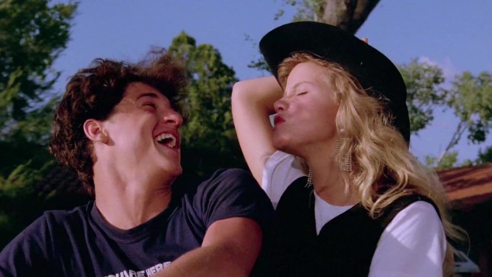 Patrick Dempsey e Amanda Peterson em 'Namorada de Aluguel' (1987) — Foto: Reprodução