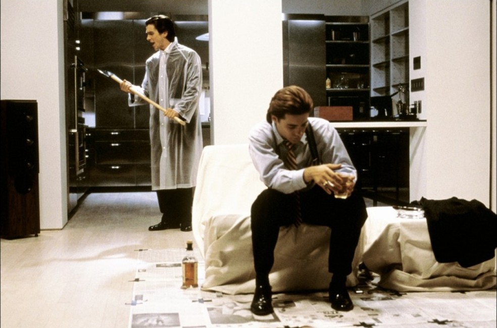 Christian Bale (Patrick Bateman) e Jared Leto (Paul Allen) em 'Psicopata Americano' (2000). — Foto: Divulgação | Lionsgate