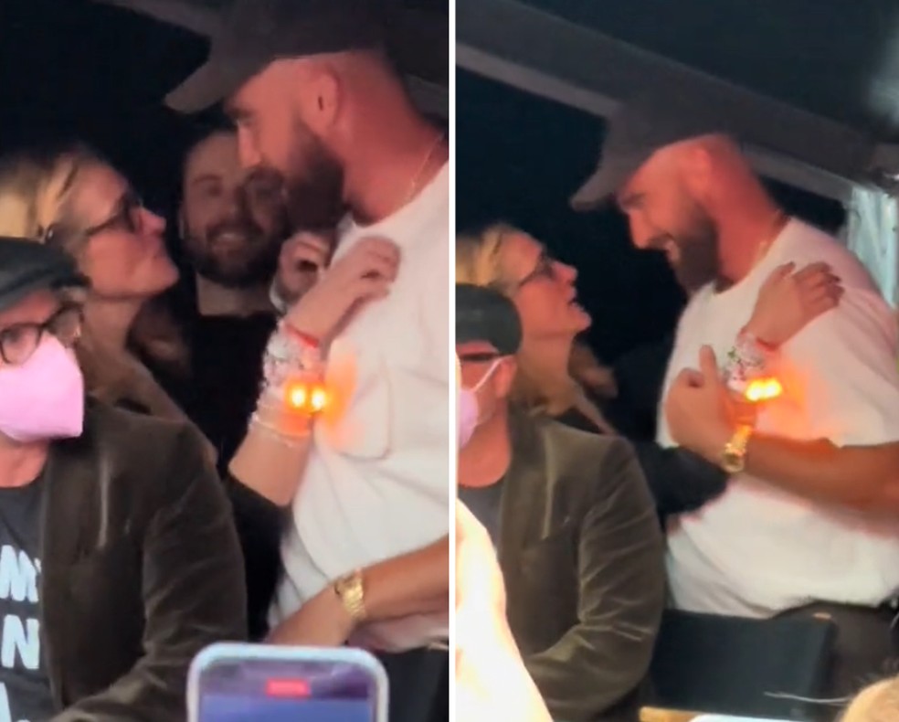 Julia Roberts foi criticada depois de aparecer em um vídeo viral em que faz até um carinho no peito de Travis Kelce, namorado de Taylor Swift — Foto: Reprodução/TikTok