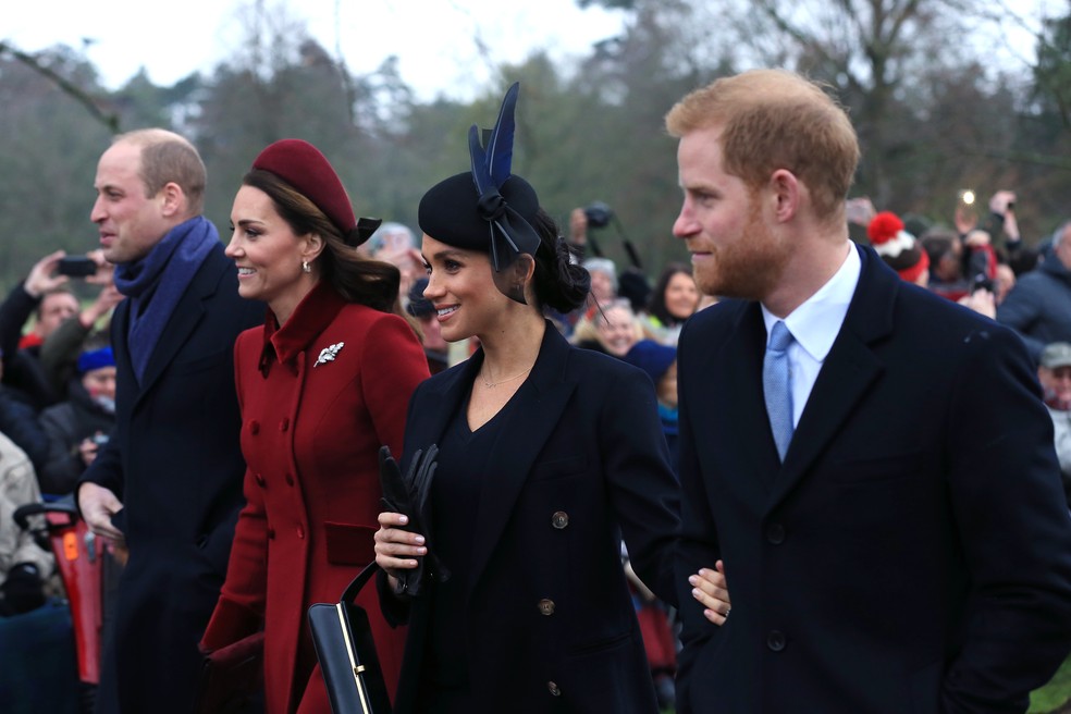 O Príncipe William, a Princesa Kate Middleton, a Duquesa Meghan Markle e o Príncipe Harry no Natal de 2018. — Foto: GettyImages