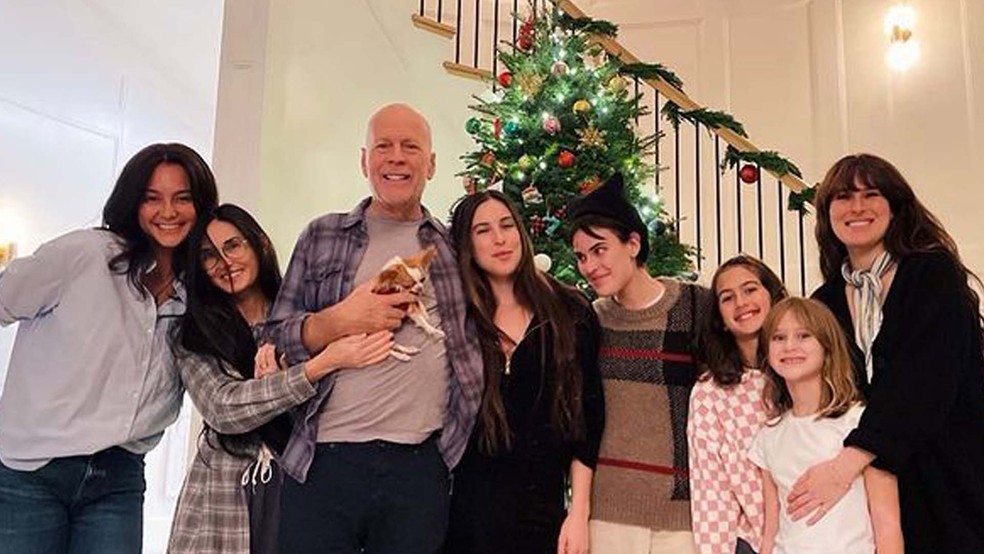 Emma Heming, Demi Moore, Bruce Willis, Scout LaRue Willis, Tallulah Willis, Mabel Willis, Evelyn Willis e Rumer Willis — Foto: Instagram