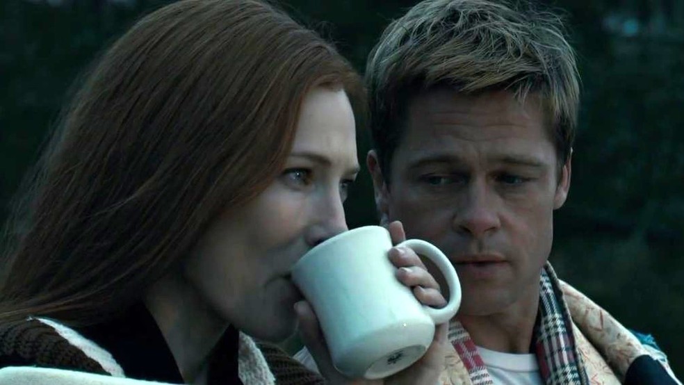 Cate Blanchett e Brad Pitt em 'O Curioso Caso de Benjamin Button' — Foto: Reprodução