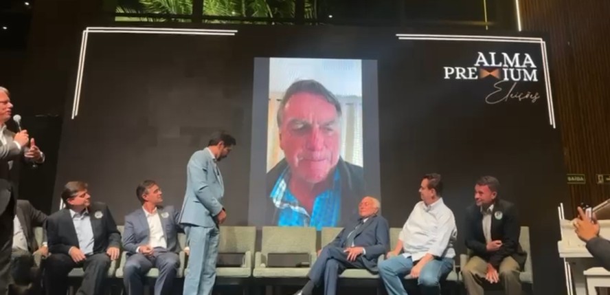 Jair Bolsonaro retoma apoio a Nunes e faz participação por vídeo em jantar