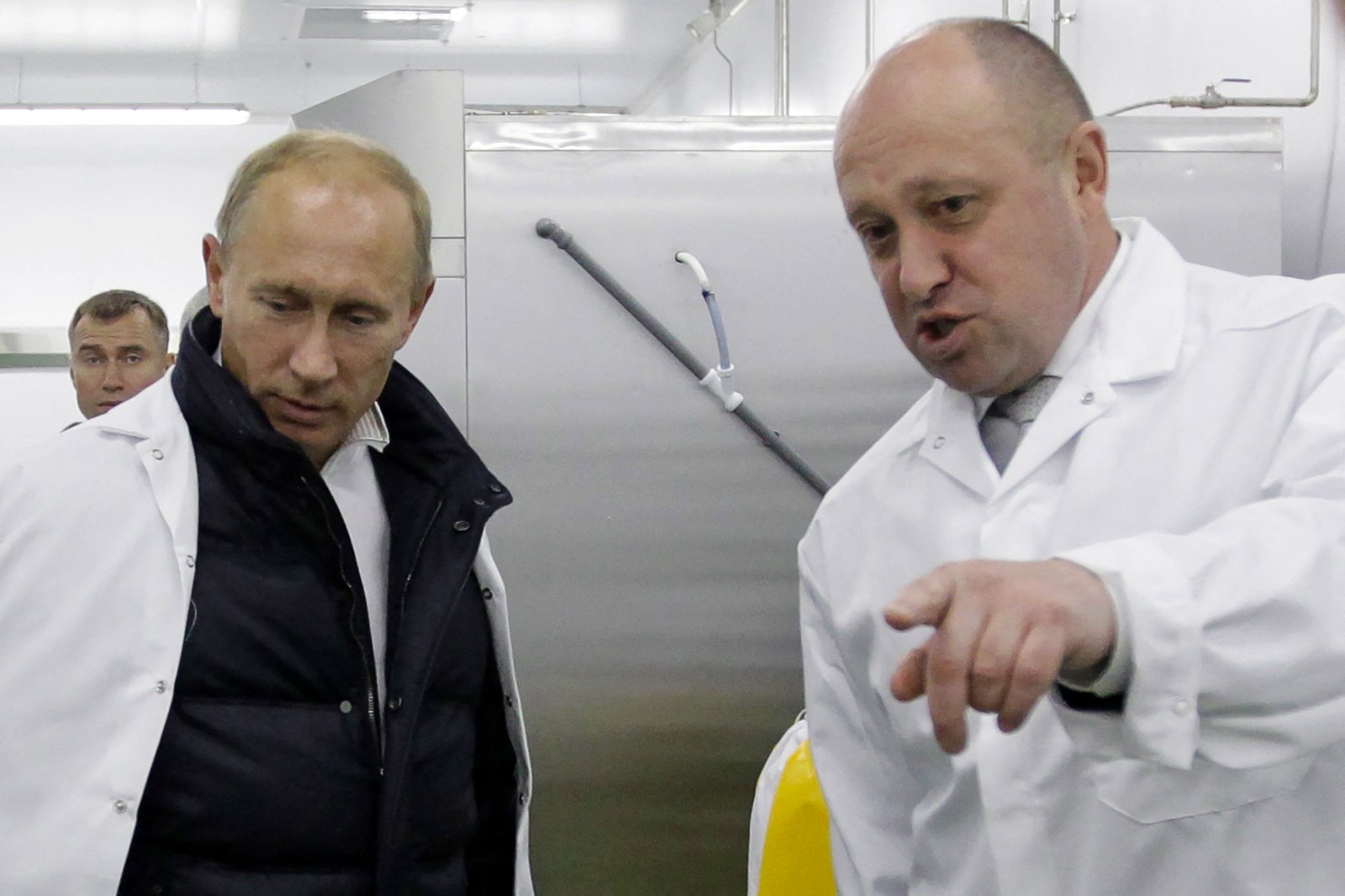 Yevgeny Prigojin e o presidente russo Vladimir Putin — Foto: SPUTNIK/AFP
