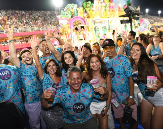 Familiares e amigos de Anitta no Carnaval do Rio