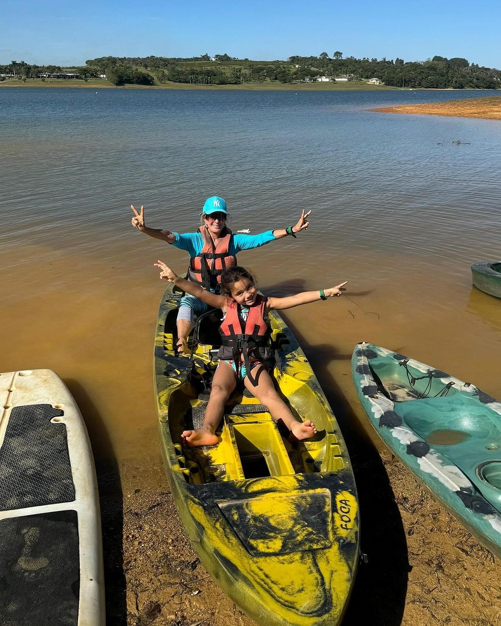 Ticiane Pinheiro posta foto de Manu com Helô Pinheiro — Foto: Reprodução/Instagram