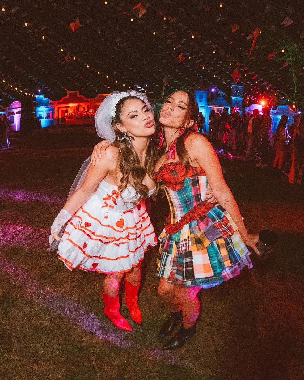 Lexa se veste de noiva no São João da Anitta — Foto: Reprodução/Instagram