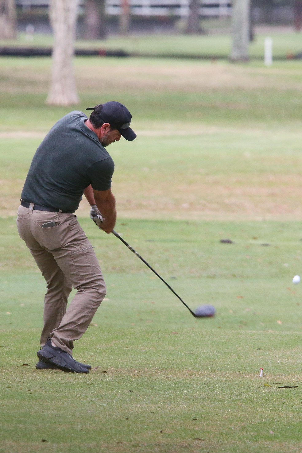 Rodrigo Lombardi joga golfe — Foto: Dilson Silva/AgNews