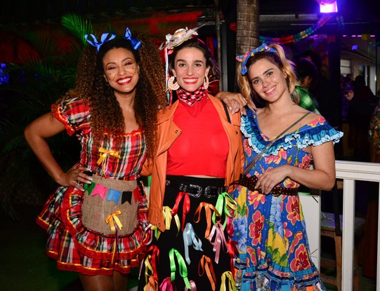 Sheron Menezzes, Priscila Steinman e Carolina Dieckmann