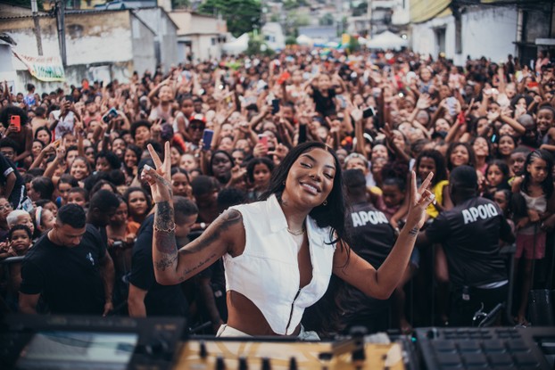 Ludmilla promoveu festa de Dia das Crianças em Duque de Caxias