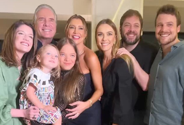 Luiza Justus, filha de Roberto Justus celebra aniversário em família