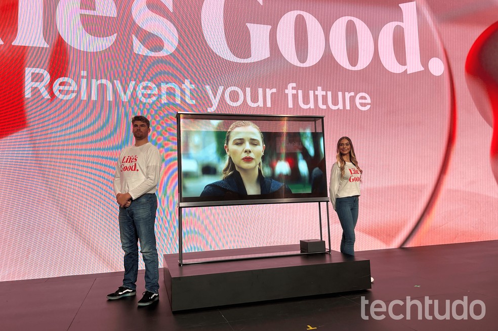 Signature OLED T é destaque da LG em sua conferência — Foto: Tainah Tavares/TechTudo