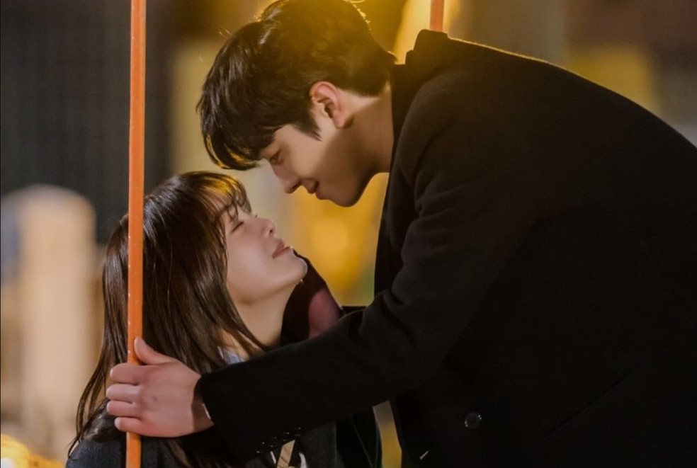 Pretendente Surpresa conta com direção de Park Seon Ho — Foto: Divulgação/My Drama List