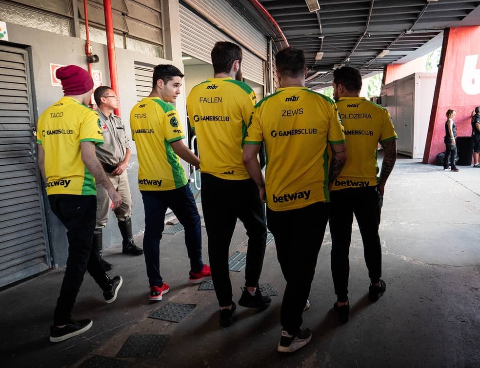 Elenco que representou a MIBR na BLAST Pro Series Miami 2019 — Foto: Reprodução/MIBR