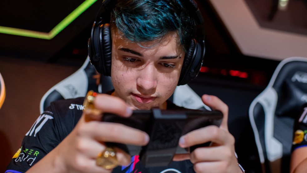 Syaz estreou no competitivo em 2021 e foi eleito o atleta revelação pelo Prêmio eSports Brasil — Foto: Divulgação/Garena Free Fire