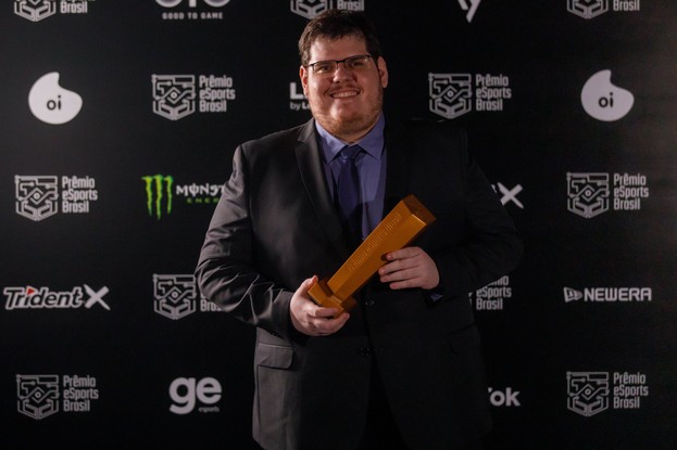 Casimiro levou a melhor na categoria Personalidade do Ano no Prêmio eSports Brasil 2021