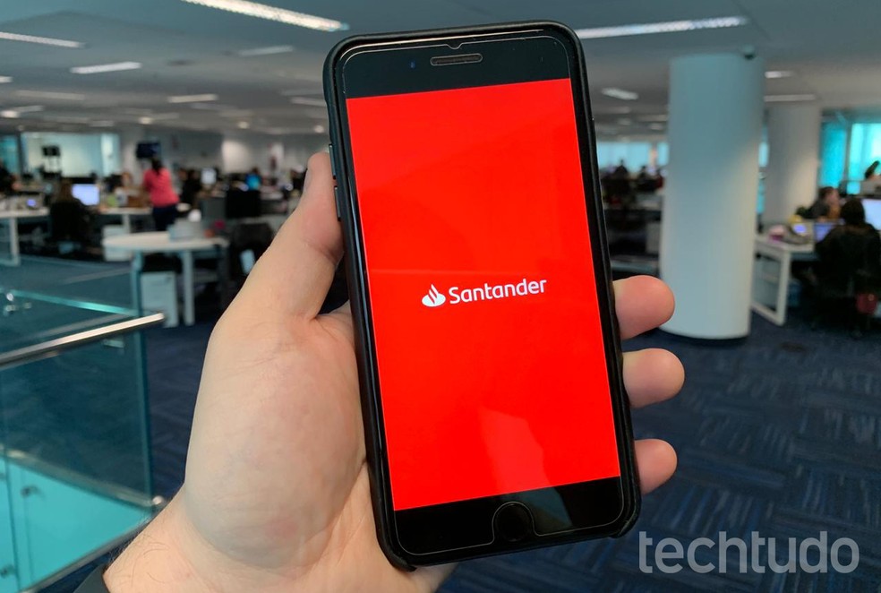 Santander permite Pix parcelado em até 24 vezes — Foto: Rubens Achilles/TechTudo
