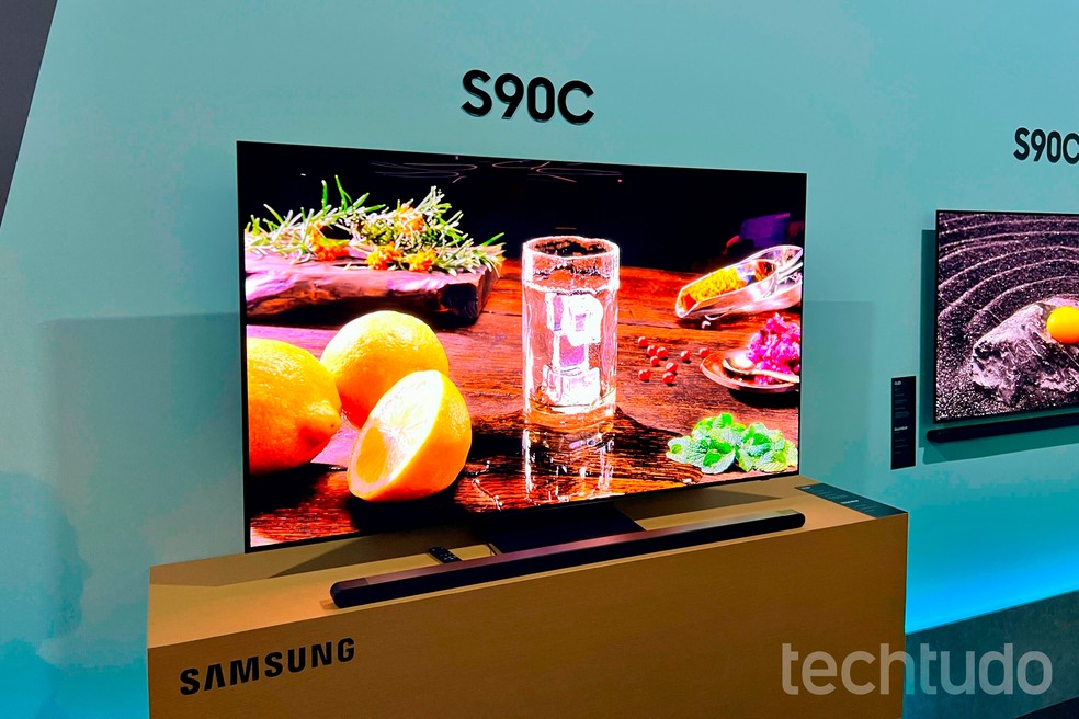 Samsung anuncia primeira smart TV OLED no Brasil; veja lançamentos — Foto: Rubens Achilles/TechTudo