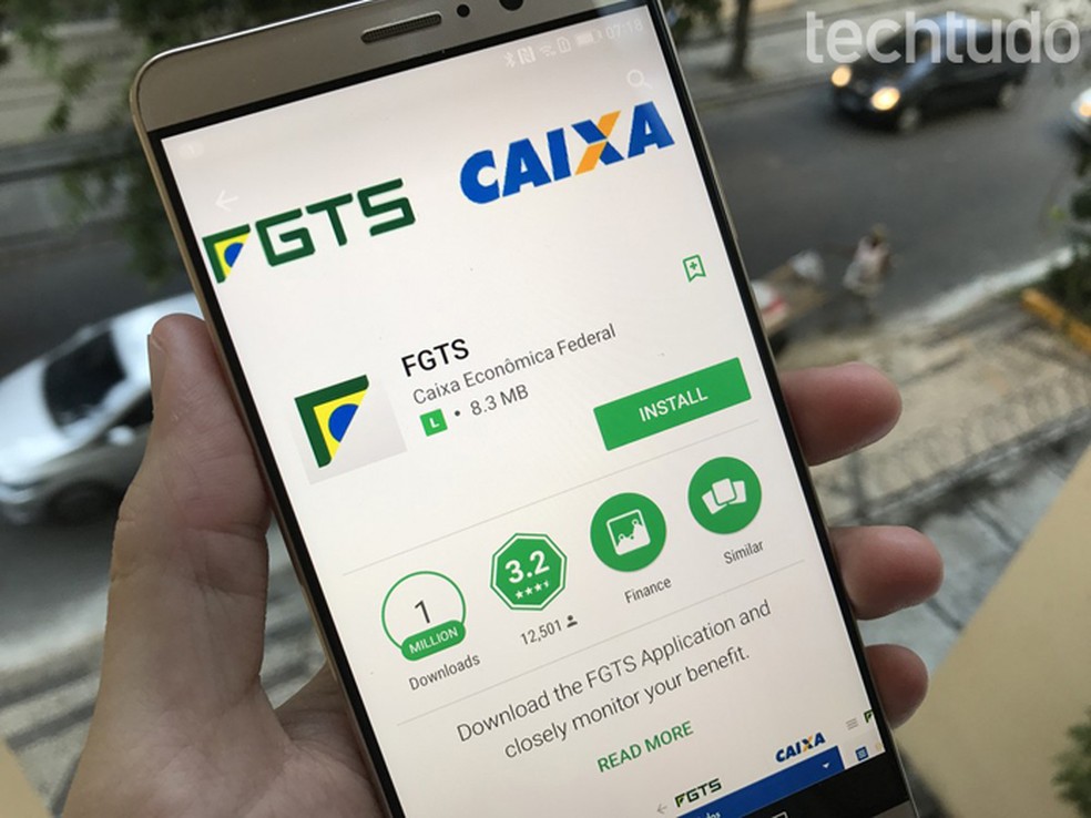 Aplicativo original do FGTS é seguro e pode ser usado para checar informações  — Foto: Thássius Veloso/TechTudo