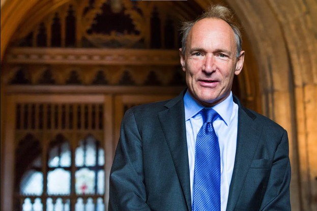 Tim Berners-Lee, criador do HTML e de outras tecnologias como o World Wide Web e o URL