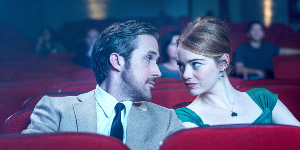 Longa musical é estrelado por Ryan Gosling e Emma Stone, respectivamente — Foto: Divulgação/Summit Entertainment