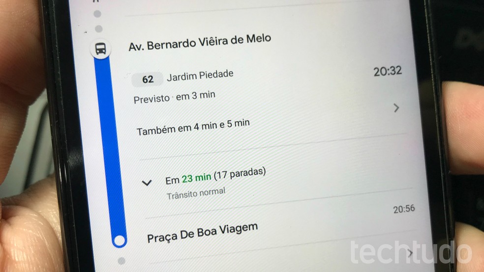 Google Maps mostra horário que o ônibus chegará na parada — Foto: Rodrigo Fernandes/TechTudo