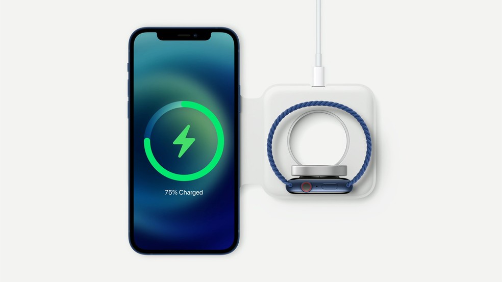 MagSafe Charge Duo também poderá recarregar Apple Watch — Foto: Divulgação/Apple