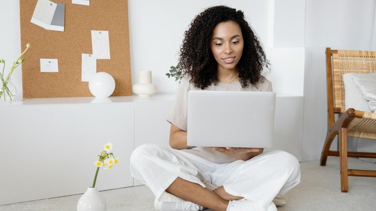 ONG oferece 2 mil bolsas em tecnologia para mulheres negras 