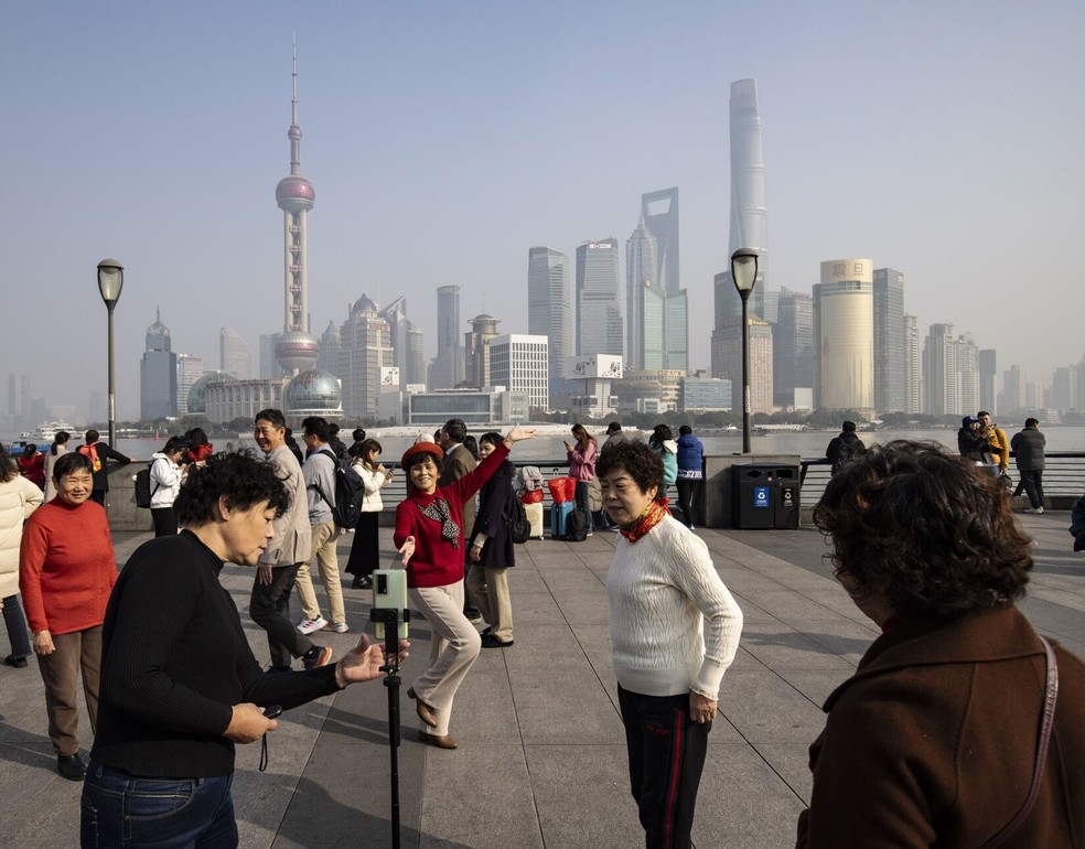 Em Xangai, plataforma possibilita acesso a mais de mil serviços diferentes aos seus residentes envolvendo saúde, transporte, segurança social e lazer — Foto: Qilai Shen/Bloomberg