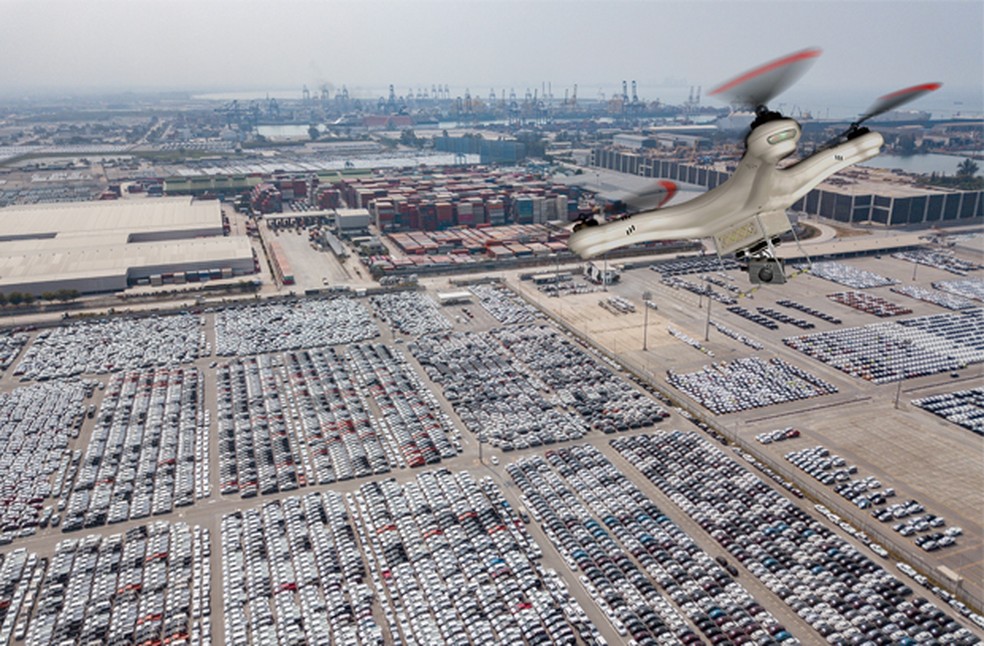 Drones fazem mapeamento aéreo em pátios de montadoras para verificar se os dados coincidem em relação ao número de veículos e modelos — Foto: Getty Images