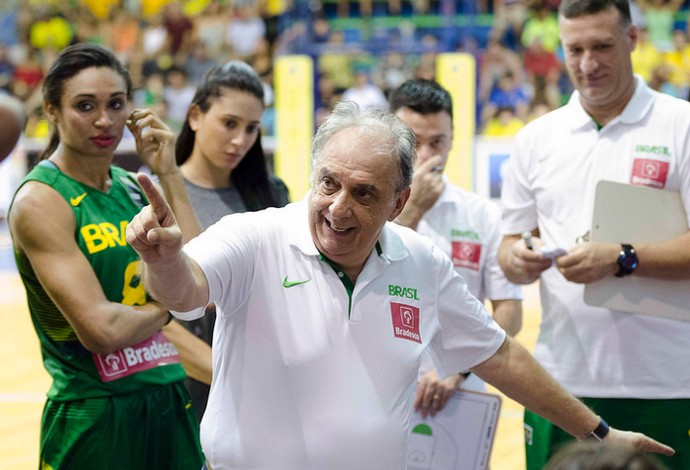 Barbosa, seleção brasileira de basquete feminino (Foto: Divulgação CBB)