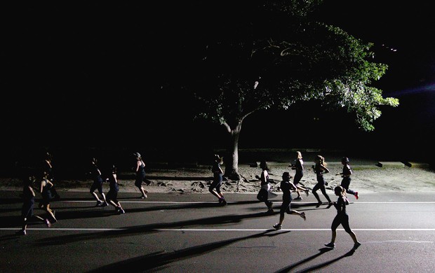 corrida de rua noite (Foto: Getty Images)