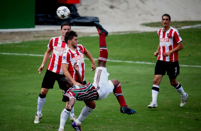 fluminense x exeter city (Foto: André Durão)