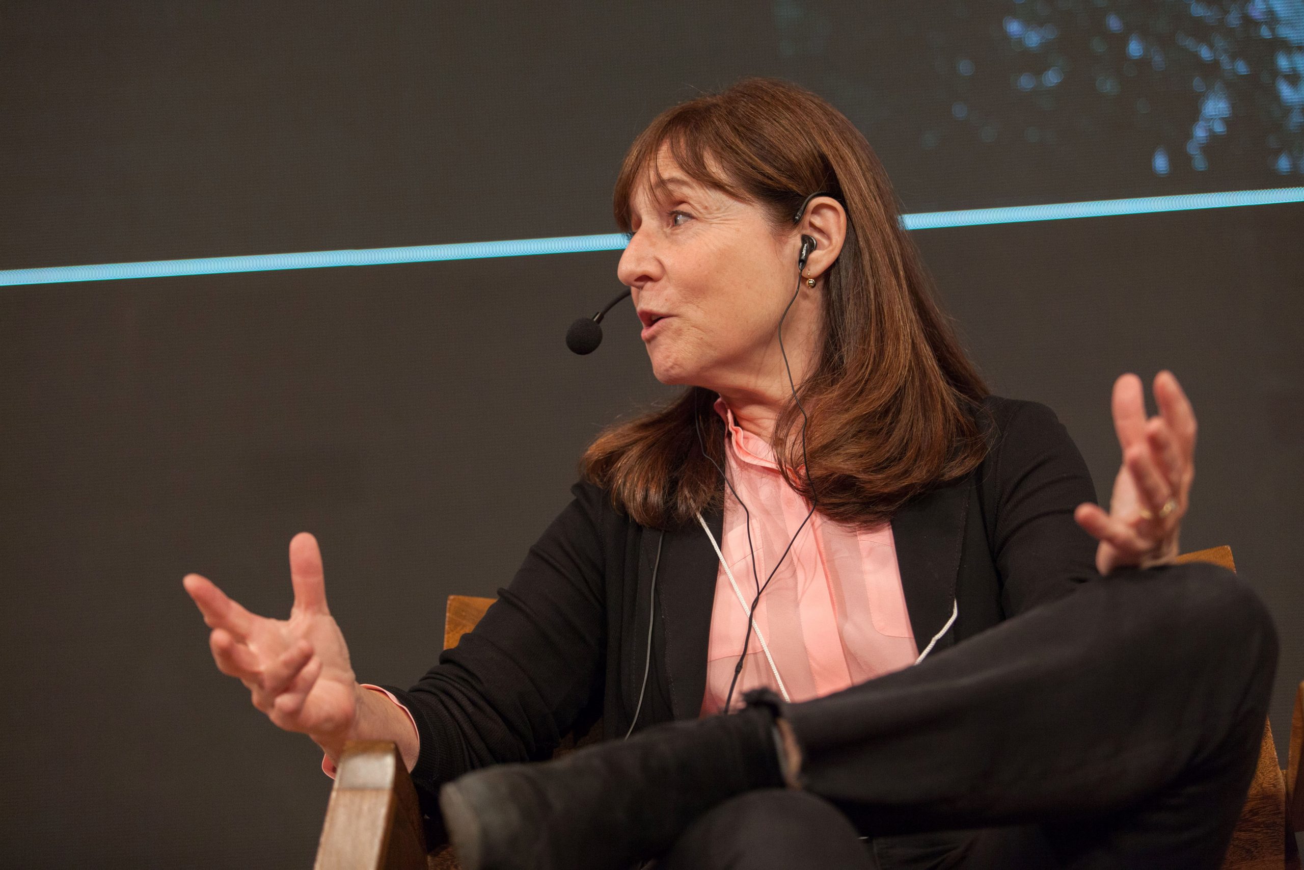 Jane Mayer: a relação dos irmãos Koch e a política americana_2019