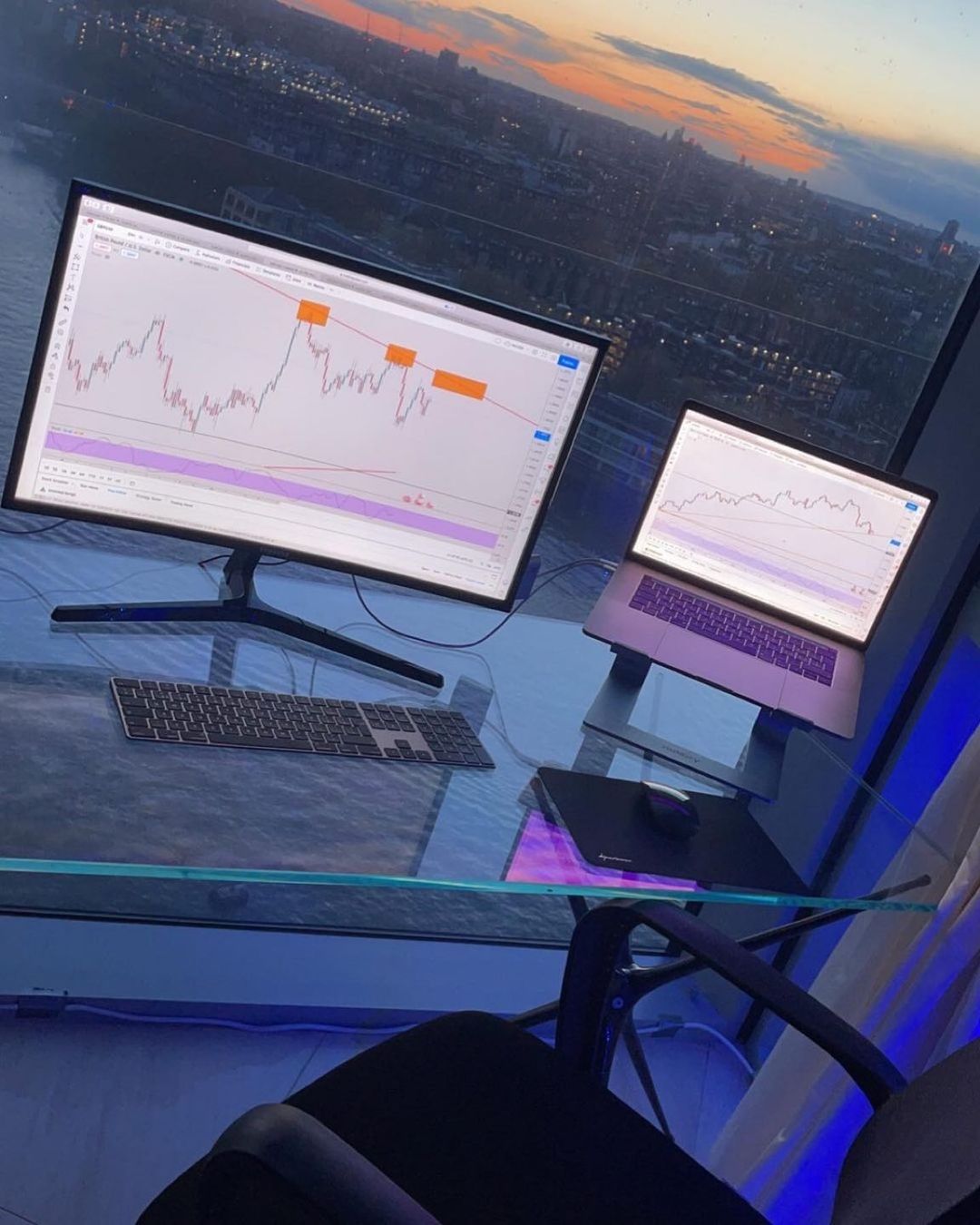 Gráfico de TradingView en @_evan_gibbs_ de Instagram