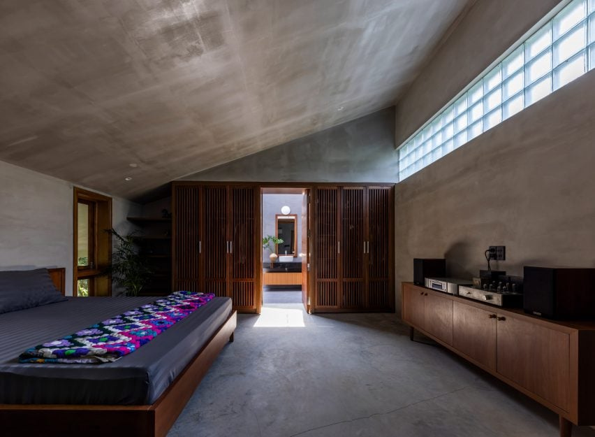 Bedroom interior within Anchor House by MM++ Architects