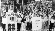 China Demonstration Kulturrevolution Lehrer Studenten