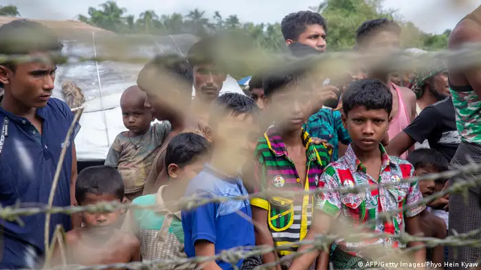 Geflüchtete Rohingya im Grenzland zwischen Myanmar und Bangladesch (AFP/Getty Images/Phyo Hein Kyaw)