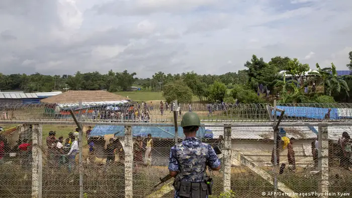 Geflüchtete Rohingya im Grenzland zwischen Myanmar und Bangladesch (AFP/Getty Images/Phyo Hein Kyaw)