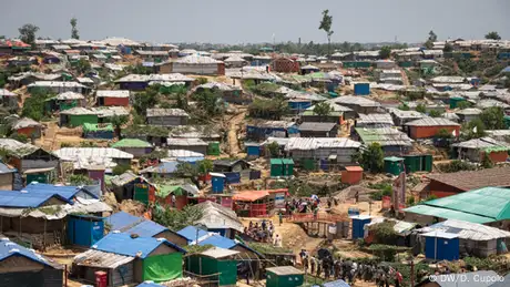 Bird's eye view of makeshift houses