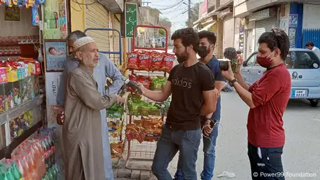  A citizen journalist interview in Pakistan