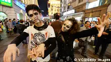 SHANGHAI, CHINA - OCTOBER 31: (CHINA OUT) Revellers in costumes as they celebrate Halloween on October 31, 2013 in Shanghai, China. (Photo by VCG/VCG via Getty Images)