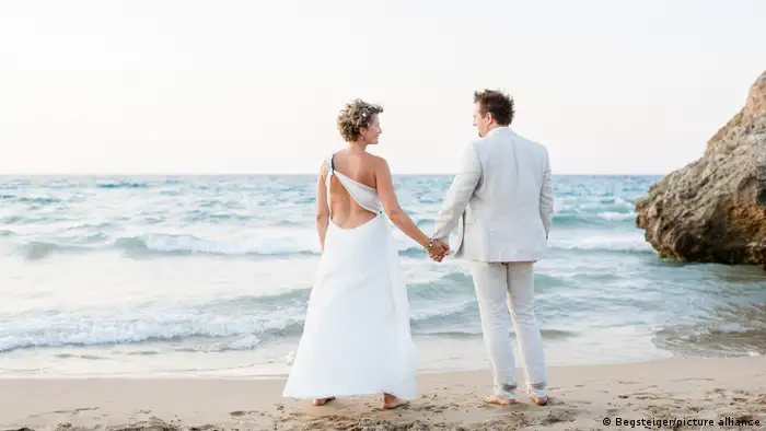 Symbolbild I Hochzeit am Strand in Griechenland 