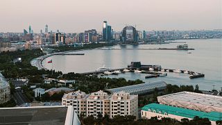 Baku, cidade anfitriã da COP29, situa-se nas margens do Mar Cáspio, que está a diminuir